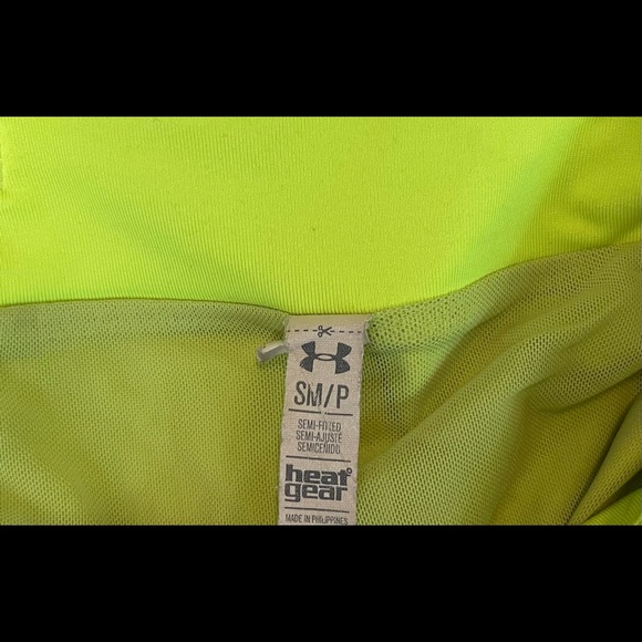 UNDER ARMOUR Women’s Polyester Neon Yellow Running Shorts Sz Small - Picture 4 of 4